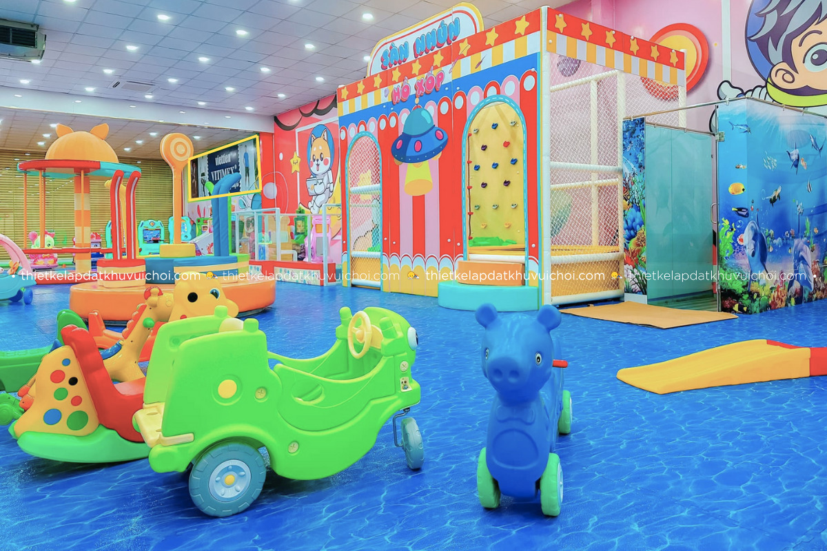 Mô hình kinh doanh khu vui chơi kết hợp cửa hàng thời trang