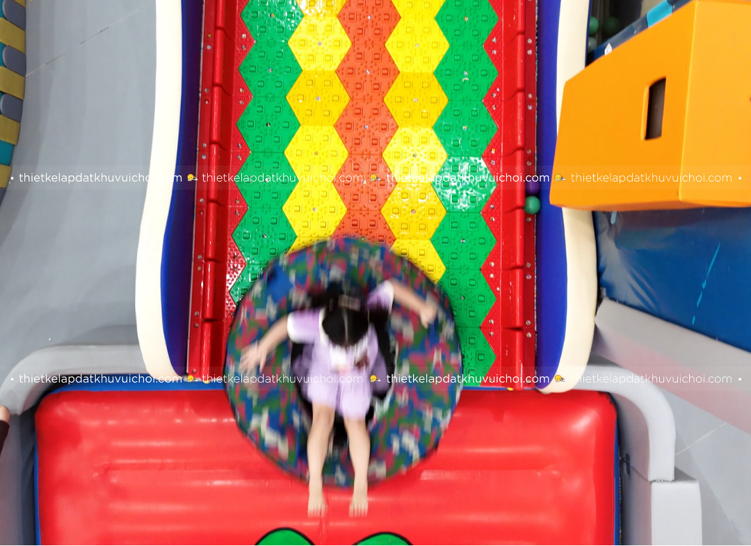 Lưu ý khi thiết kế khu vui chơi trẻ em an toàn