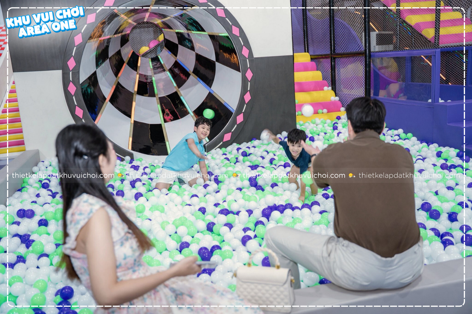 Nhà liên hoàn tại khu Warriors Zone không kém phần háp dẫn