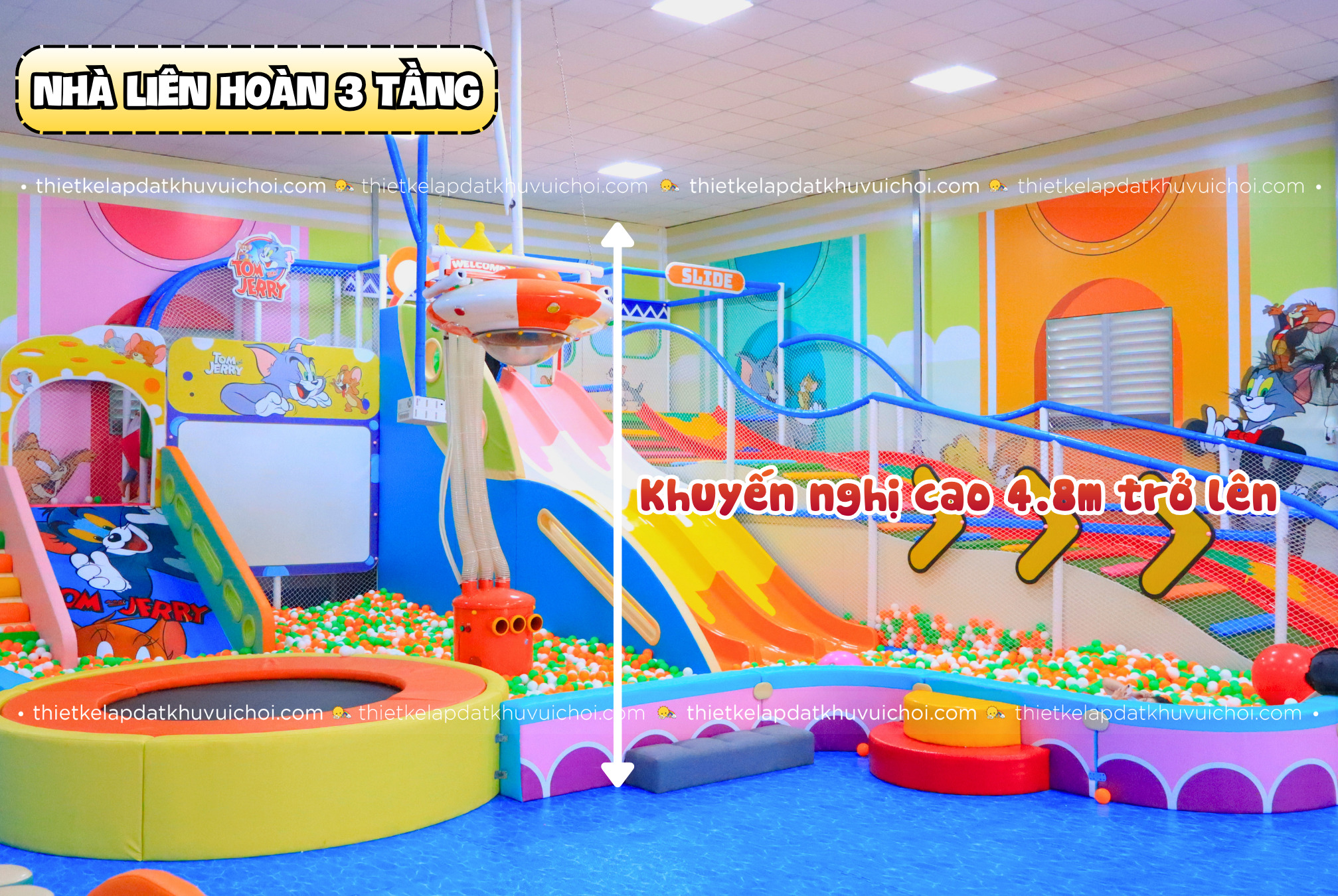 Thiết kế nhà liên hoàn 3 tầng có khoảng hở