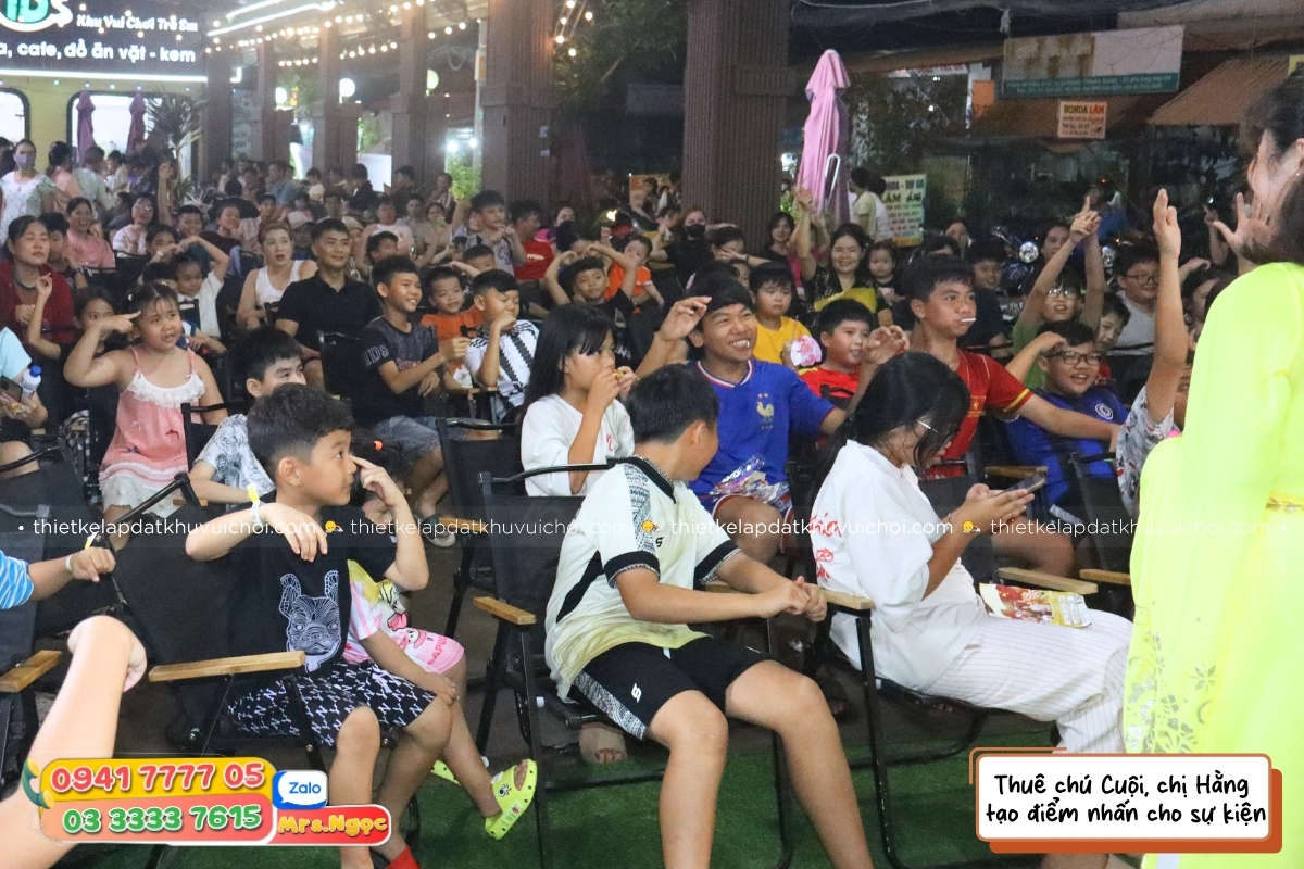 Thuê chú Cuội, chị Hằng để tạo điểm nhấn cho sự kiện.jpg